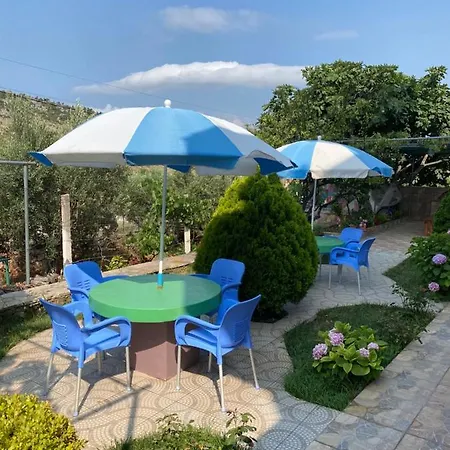 Tani Shapa Apartment Ksamil