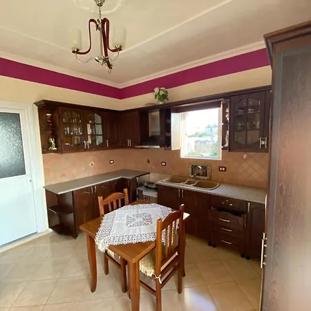 Apartmán Tani Shapa