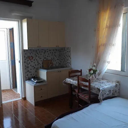 Tani Shapa Apartment *
